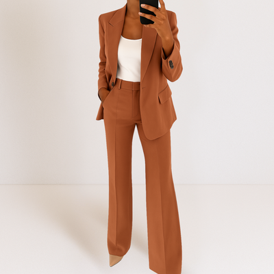Elisia™ | El Traje que Transmite Confianza y Elegancia