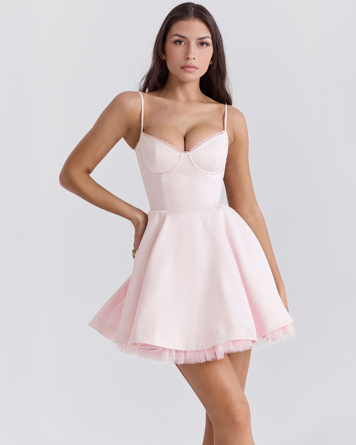 Maribella™ | Vestido corto de ensueño con escote realzado