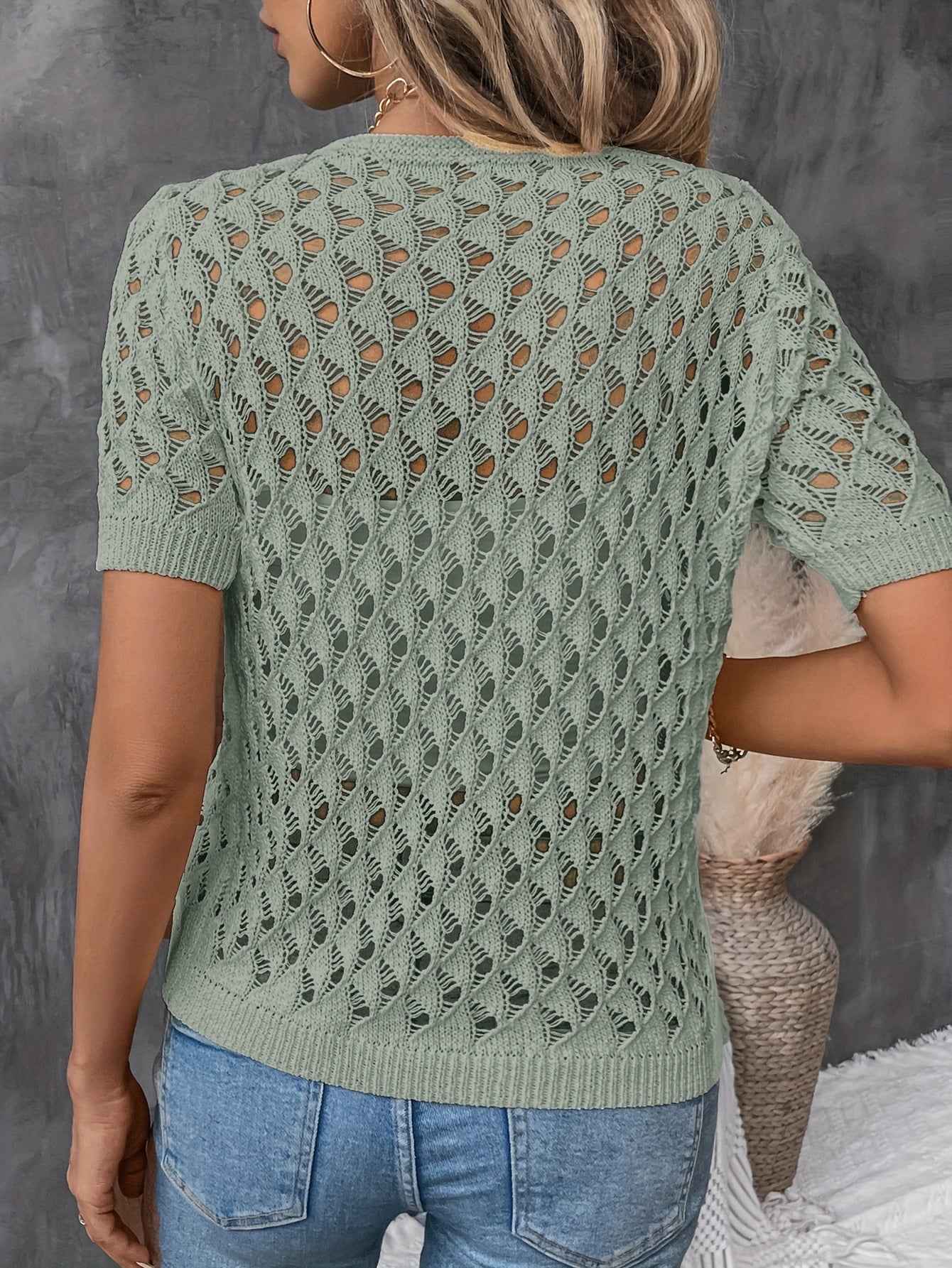Evé™ | Top de Punto con Diseño Calado para un Look Fresco y Elegante