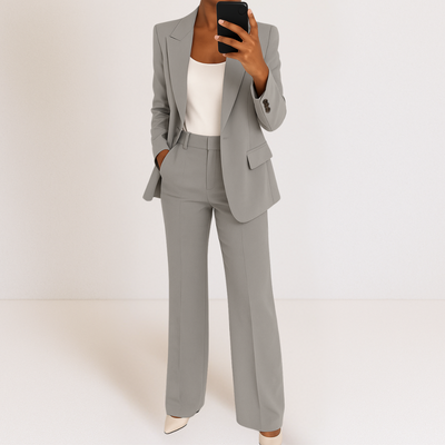 Elisia™ | El Traje que Transmite Confianza y Elegancia