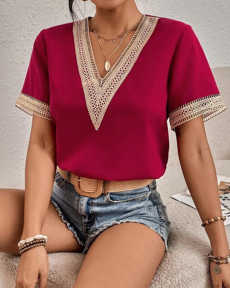 Martina™ | Blusa de Verano con Encaje y Escote en V