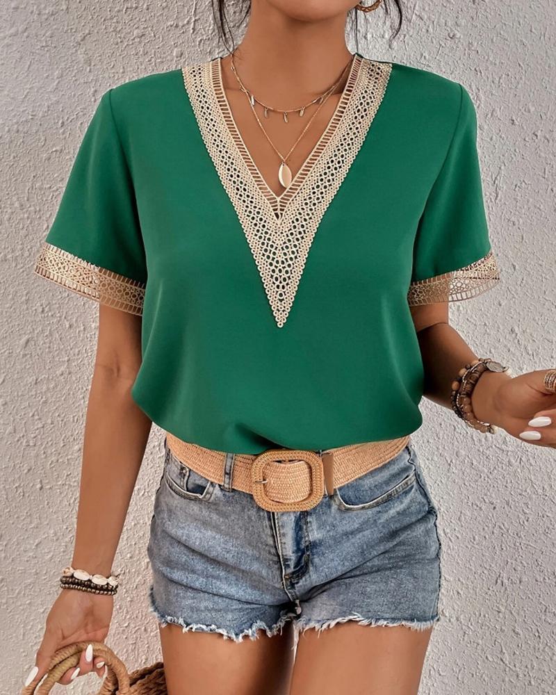 Martina™ | Blusa de Verano con Encaje y Escote en V