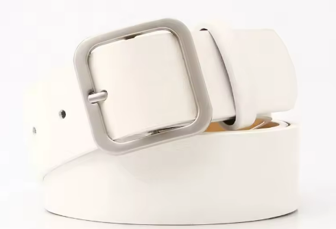 Lona™ | Cinturón Clásico de Elegancia